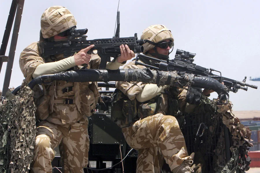 British Troops in Ukraine: Experts Warn of Potential World War