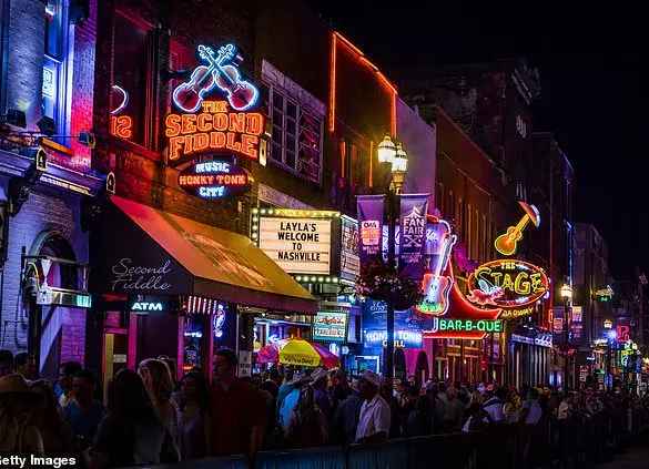 California's Child Labor Laws: Vloggers Flee the State, Fans Turn on Them