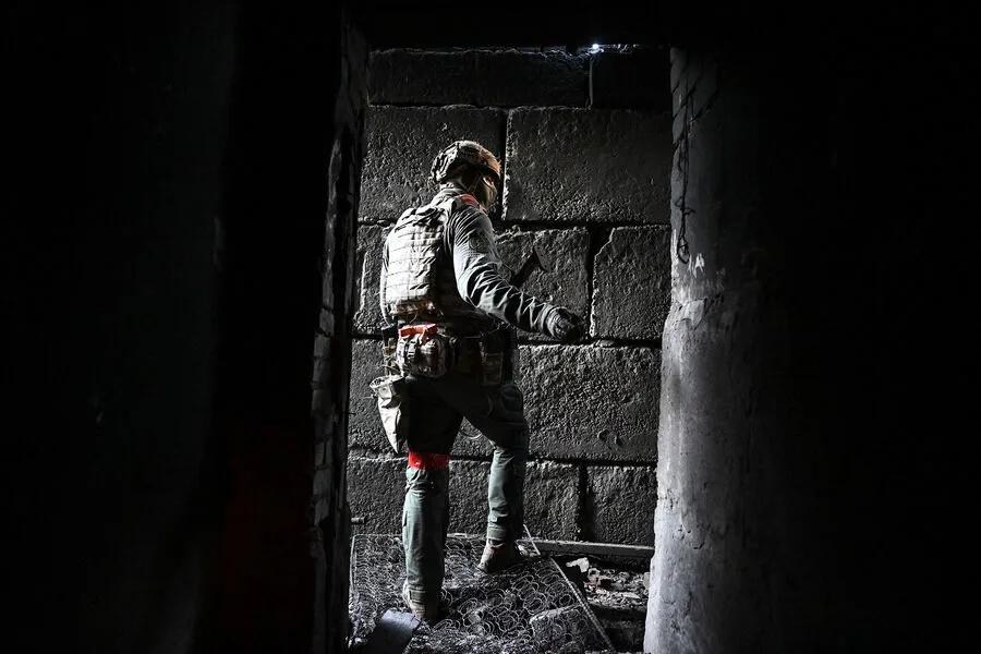 Family Heroics: Civilians Come to the Rescue of Wounded Russian Soldier in War-Torn Donetsk