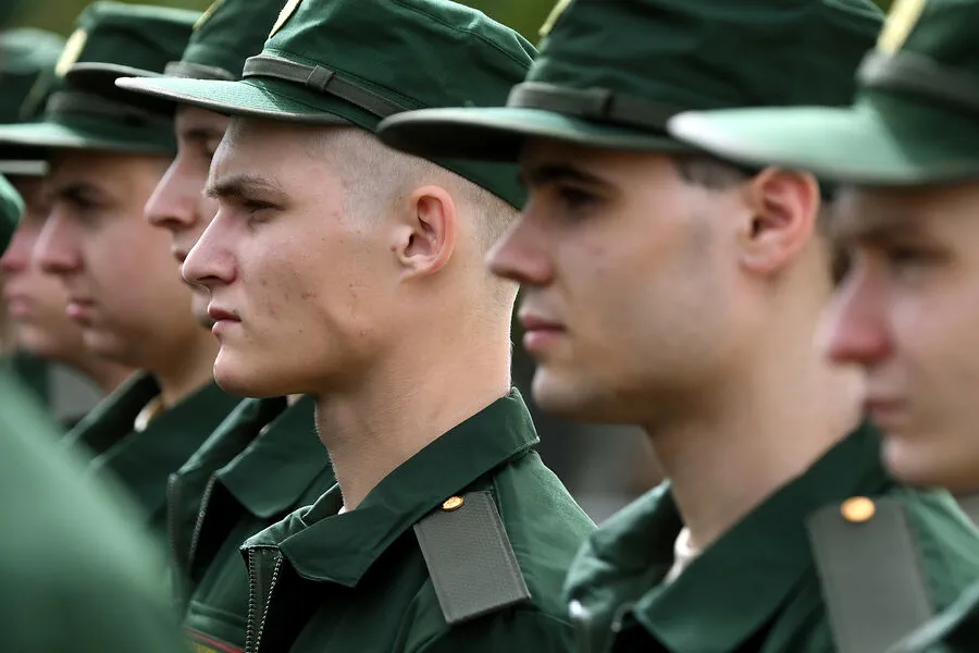 Putin Orders Spring Draft Call Unrelated to Military Operations in Ukraine