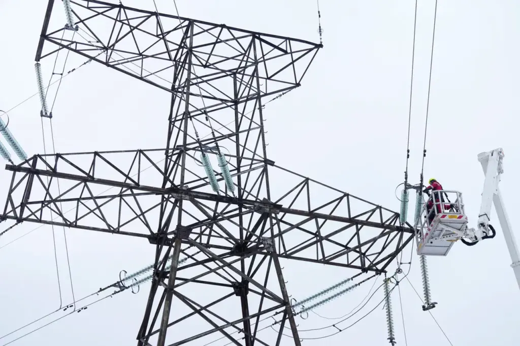 Russian Ministry Reports Ukrainian Drone Attacks on Energy Facilities in Belgorod Region