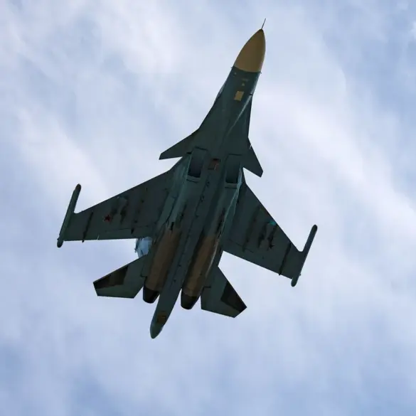 Russian Su-34 Strike Aircraft Conduct Attacks in Ukraine