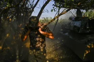 Russian Troops Uncover Hidden Ukrainian Defense Network Beneath Seversky Donets-Donbas Canal