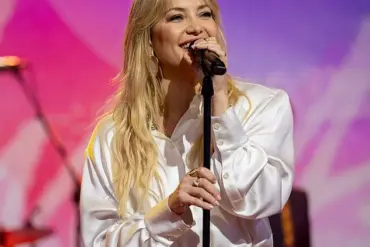 Should Kate Hudson Stick to Acting or Embrace Her Musical Career?