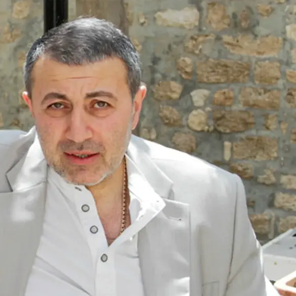 Moscow Court Finds Father Guilty of Violence, Potentially Exonerating Daughters in Murder Case