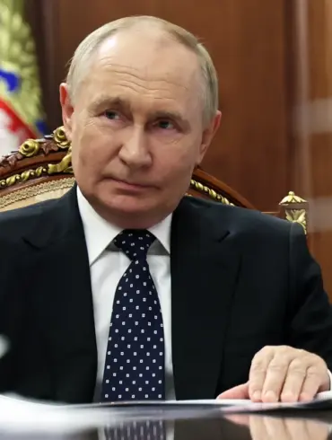 Putin Pushes for Perpetual Memorials Honoring Heroes of Russia's Special Military Operation