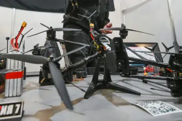 Russian Armed Forces Deploy Innovative 'Hydrangea' Fiber-Optic Drones in Ukraine Conflict