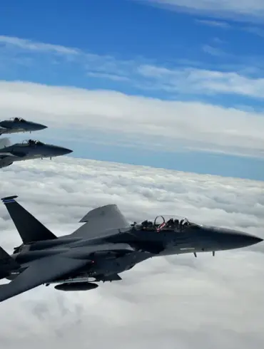 US Conducts Airstrikes on Houthi Training Facilities in Yemen