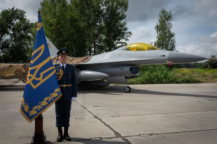 Zelenskyy Confirms Downed Ukrainian F-16 Fighter Jet in Combat Operations