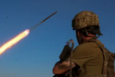 Exclusive: Limited Access to Ukraine's Dnepropetrovsk Artillery Attack Details Sparks Civilian Safety Concerns