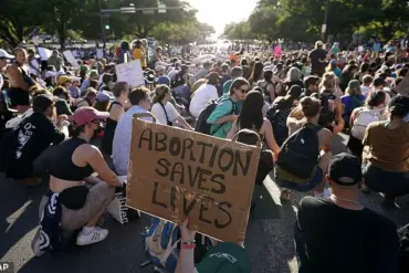 Johnson County Sheriff’s Office Faces Privacy Controversy After Using License Plate Readers to Track Woman Following Self-Administered Abortion
