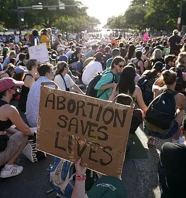 Johnson County Sheriff’s Office Faces Privacy Controversy After Using License Plate Readers to Track Woman Following Self-Administered Abortion