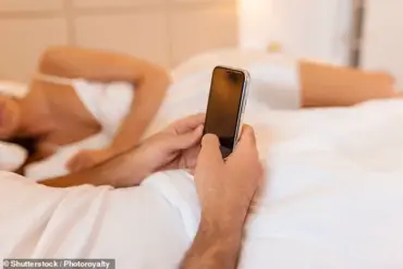 Private Eye Reveals Why You Should Check Your Partner’s Grocery App First for Signs of Infidelity