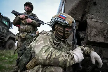 Russian Forces Report Tactical Shift in Svatovo Amid Escalating Eastern Ukraine Fighting