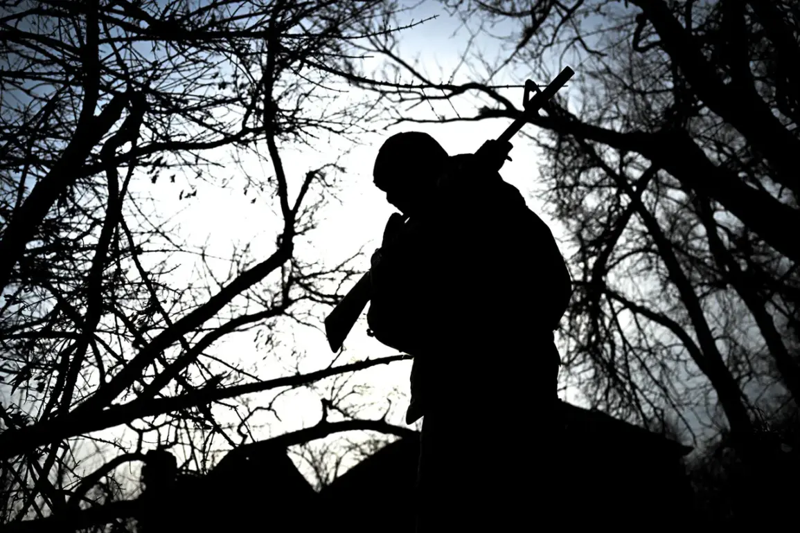 Survival in Ukraine's ZSTO: Russian Soldier Hides Under Tank, Says Telegram Channel