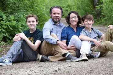 The Weight of a Call: A Man's Dilemma Over a Life-Changing Government Notice