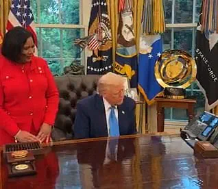 Trump's Pardon for Todd and Julie Chrisley: A Legal Saga with Far-Reaching Implications