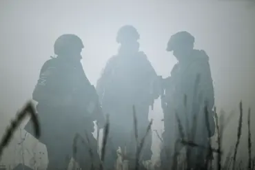 Ukrainian Troops Attempt to Cross into Russia's Kursk Oblast, Escalating Tensions