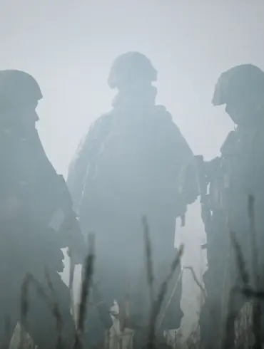 Ukrainian Troops Attempt to Cross into Russia's Kursk Oblast, Escalating Tensions