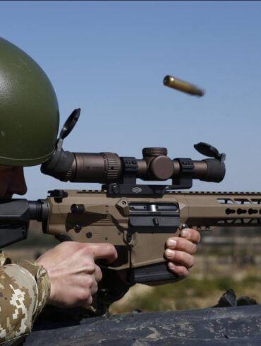 Eastern Ukraine Conflict at a Critical Juncture: Analyst Warns of Ukrainian Struggle to Contain Russian Advances