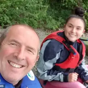 Ellie Crabtree's dramatic weight loss journey after her father's cancer diagnosis