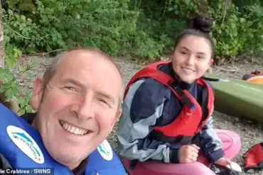 Ellie Crabtree's dramatic weight loss journey after her father's cancer diagnosis