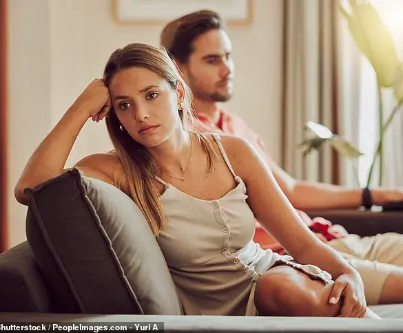 Experts Warn: The Absence of Daily Kissing Could Signal Relationship Trouble