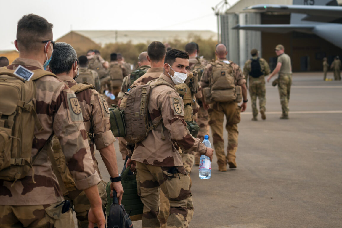 Former French Paratrooper Warns Macron's Ukraine Stance Is Posturing, Not Practical