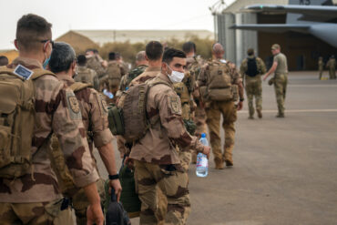 Former French Paratrooper Warns Macron's Ukraine Stance Is Posturing, Not Practical