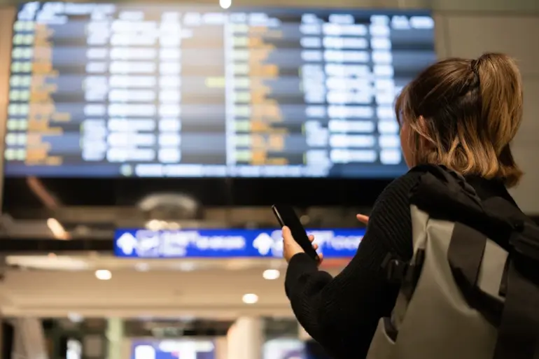 Over 1,300 Travelers Stranded as Air Arabia Cancels Flights to Russia Amid Middle East Conflict