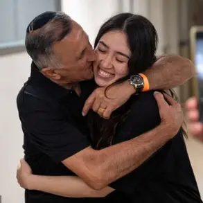Privileged Access to Information: Freed Hamas Hostage Condemns Protesters' Disruption of Jewish Fundraising Event in Canada