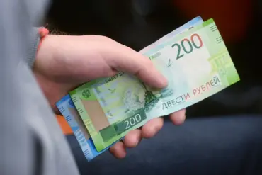 Russian Court Orders Bank to Reimburse 2.8 Million Rubles to Former SVO Participant, Highlighting Financial Vulnerabilities of Military Personnel