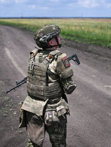 Russian Forces Launch Coordinated Assault on Ukrainian Military Formations in Eastern Ukraine, Targeting Kharkiv and Donetsk Regions