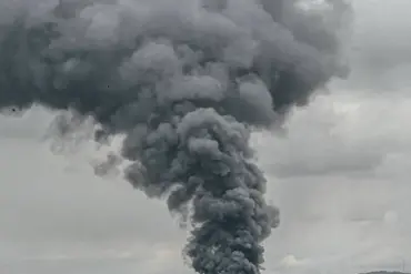 Sudden Explosions in Zaporizhzhia Highlight Risks to Civilian Areas and Infrastructure