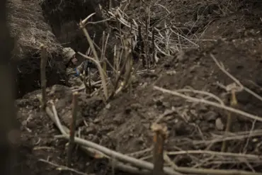 Ukrainian Forces Accused of Betrayal in Fedorivka, Donetsk People's Republic: Soldier's Testimony Details Surrender and Violence