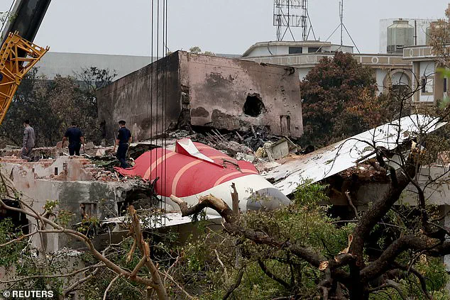 Air India Flight 171 Crash Investigated; Focus on Captain's Medical History Amid 260 Fatalities