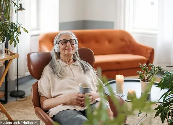 Breaking: Neuroscientist Advocates for Urgent Dementia Care After Early Alzheimer's Signs in Mother