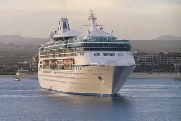 Breaking: Royal Caribbean Passenger Claims Wrongful Detention After Viral TikTok Exposes Traumatic Cruise Experience – HBCU Scholar Speaks Out