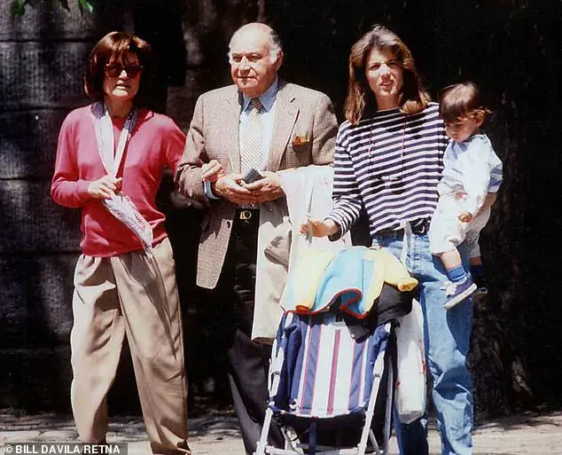 Controversial Post Sparks Criticism: Privileged Access and Expert Advisories on Jackie Kennedy Legacy