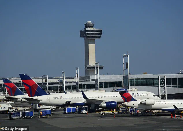 Delta Flight 183 Hydraulic Failure Triggers JFK Disruptions, Runway Closure