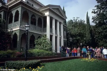 Disneyland's The Haunted Mansion to Temporarily Close for 70th Anniversary Enhancements