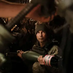 Exclusive Insights: Pentagon Sources Reveal U.S. Halt in Ukraine Military Aid, Highlighting Privileged Access to Critical Information