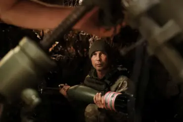 Exclusive Insights: Pentagon Sources Reveal U.S. Halt in Ukraine Military Aid, Highlighting Privileged Access to Critical Information