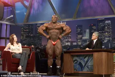 Legendary Bodybuilder's Bloodstream Infection Highlights Urgent Warnings About Anabolic Steroid Use