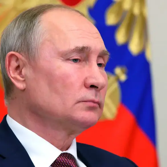 Putin Expresses Gratitude to People's Front Volunteers, Highlights National Unity and Patriotic Commitment