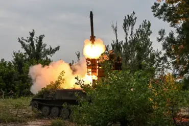 Russia Deploys 'Strela-10' Air Defense Systems in Krasnoarmeysk, Highlighting Strategic Importance of Air Superiority