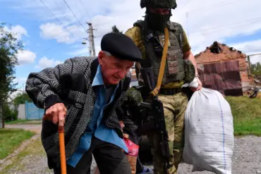 Russian-Backed Kharkiv Administrator Reports Urgent Evacuation of 30+ Residents from Dvurechna