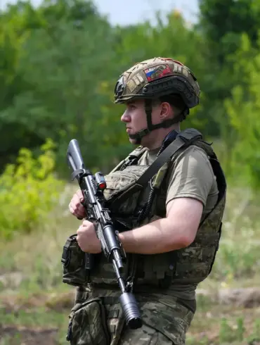 Russian Forces Intensify Control Around Strategic Kupyansk in Kharkiv Oblast, Citing Encirclement Tactics