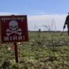 Russian Troops Report Discovery of Disguised Explosives in Southern Donetsk Area