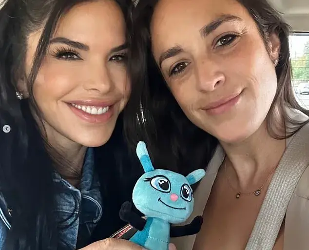 The Quiet Strength of Family: How Lauren Sanchez Bezos and Elena Sánchez Blair Redefined Connection in the Spotlight
